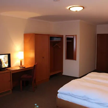 Raming Hotel 2*
