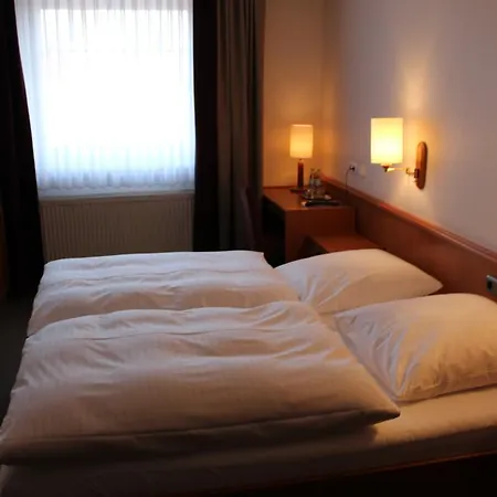 Raming Hotel